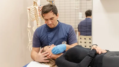 Trattamento manuale dei muscoli masseteri per disturbi ATM presso Poliambulatorio Progetto Salute, Capriate San Gervasio