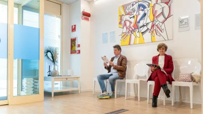 Pazienti in sala d’attesa presso Poliambulatorio Progetto Salute a Capriate San Gervasio (BG)